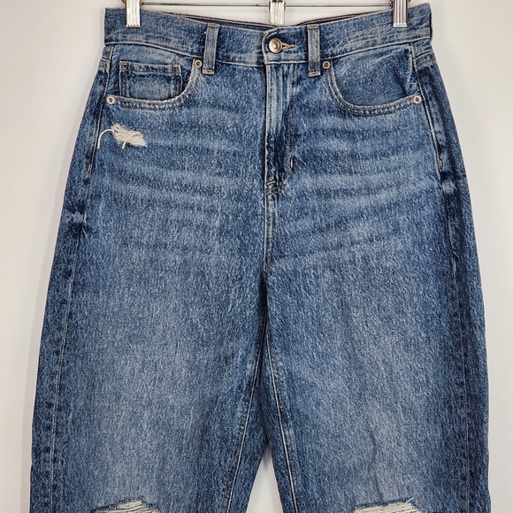 American Eagle 4 Long Ripped Relaxed Mom Jean Rigid Tapered Balloon Leg - Picture 3 of 8